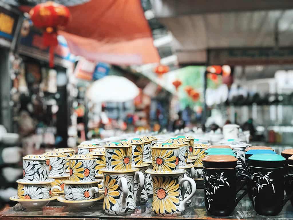 Trải nghiệm ở Chợ cổ Bát Tràng