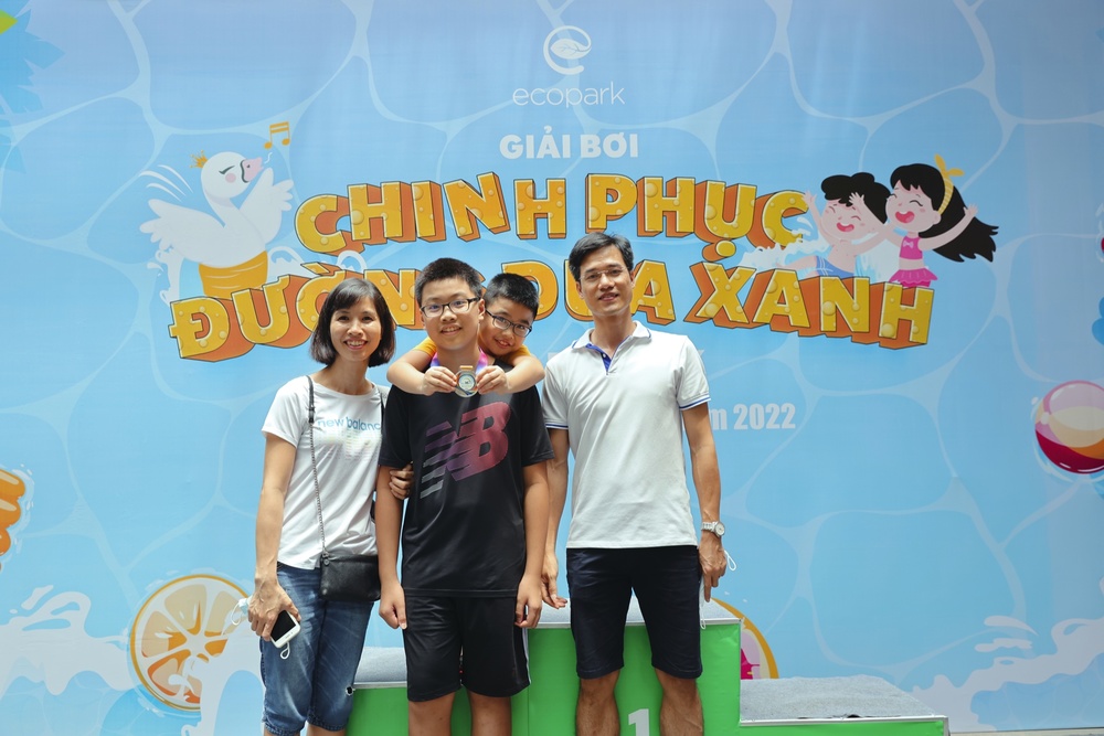 Hình ảnh đẹp tại giải bơi Ecopark 2022
